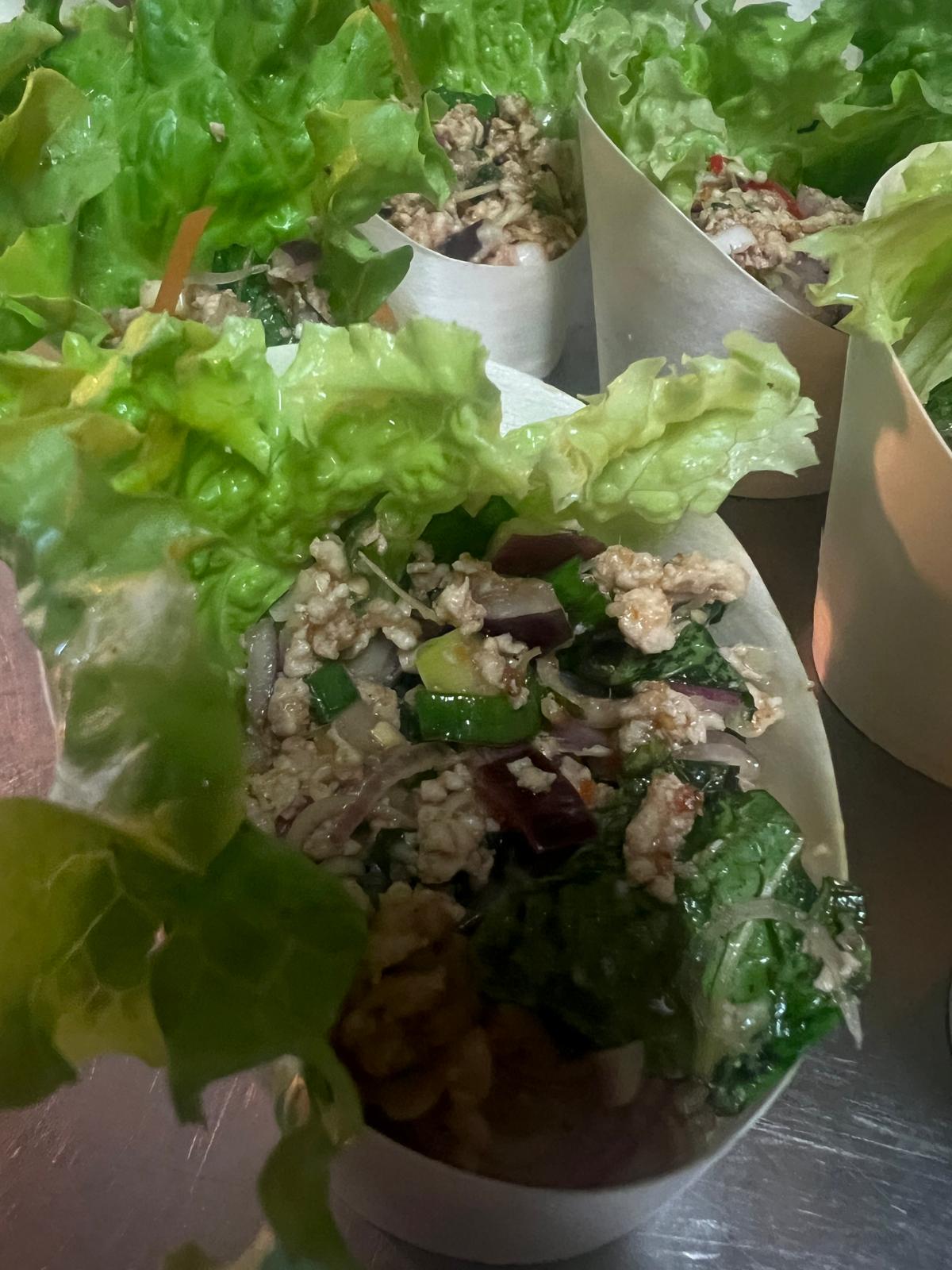 Rouleaux de salade thaïlandaise fraîche